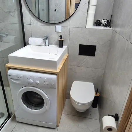 Morska Plaza Brzezno * 格但斯克